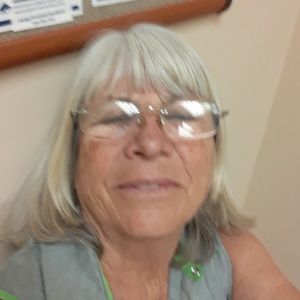 Meet your Posher, Debbie